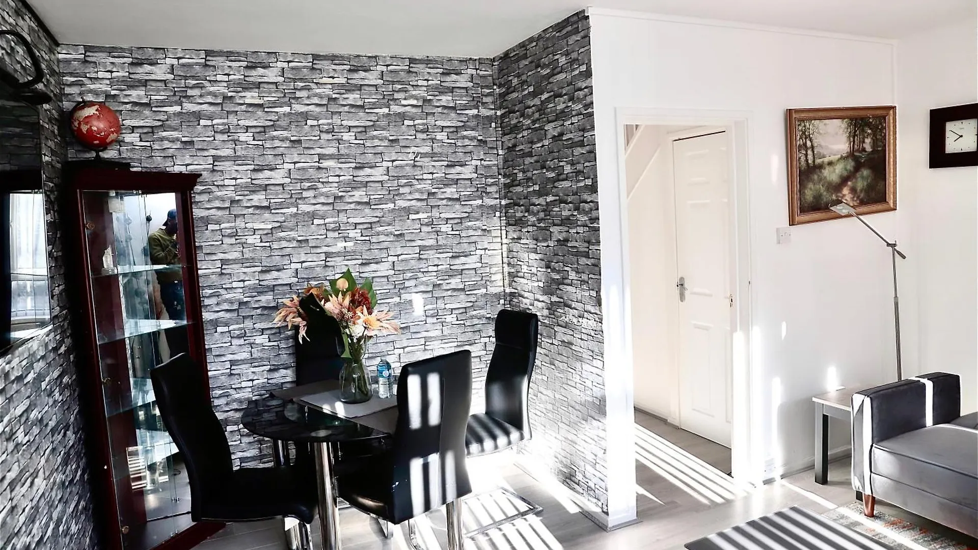 Maitland Luxury 2 Bedroom Greenwich Apartment With Good Living Space Sleeps 5 Guest- 1 Minute From Greenwich Dlr Station Londyn