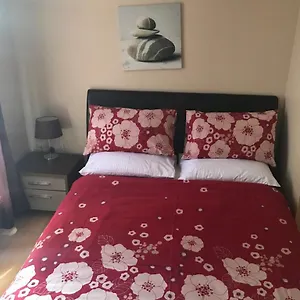 Charlesmere Gardems Apartment