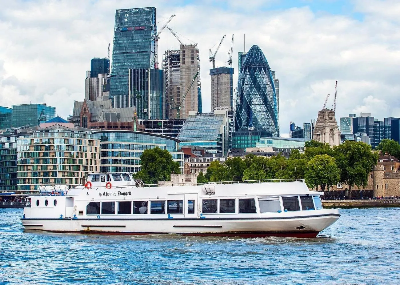 Maitland Luxury 2 Bedroom Greenwich Apartment With Good Living Space Sleeps 5 Guest- 1 Minute From Greenwich Dlr Station London 0*,  United Kingdom