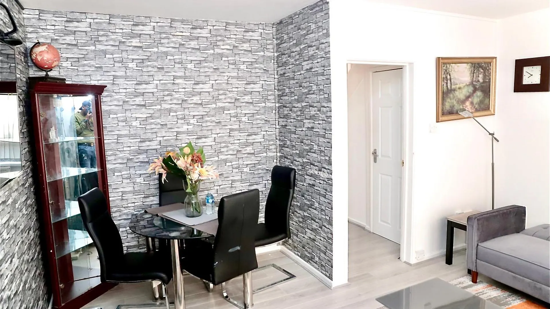Maitland Luxury 2 Bedroom Greenwich Apartment With Good Living Space Sleeps 5 Guest- 1 Minute From Greenwich Dlr Station London